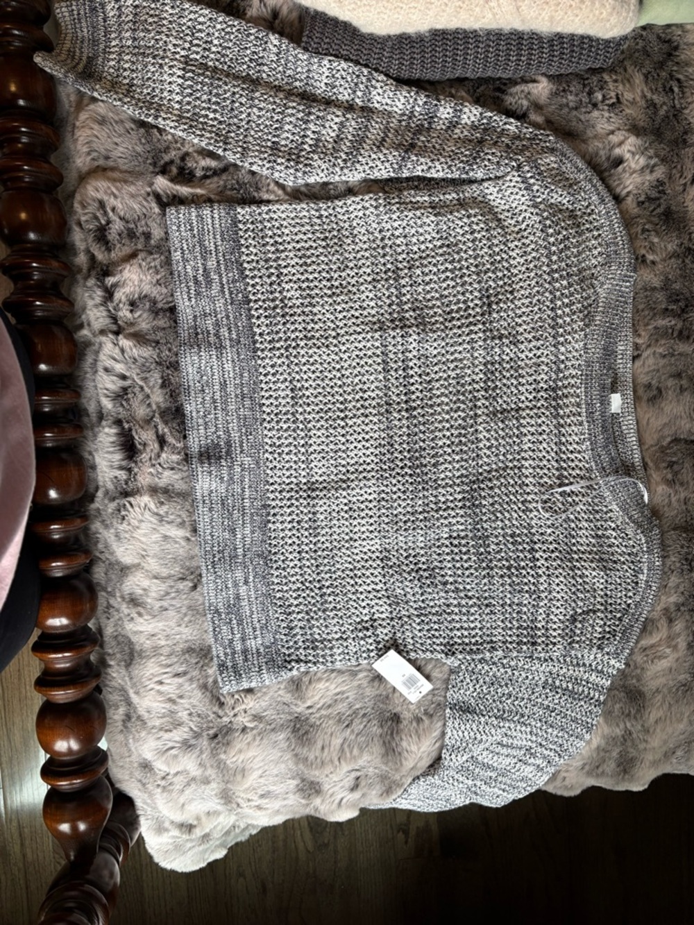 Old Navy Gray Marled Crewneck Sweater